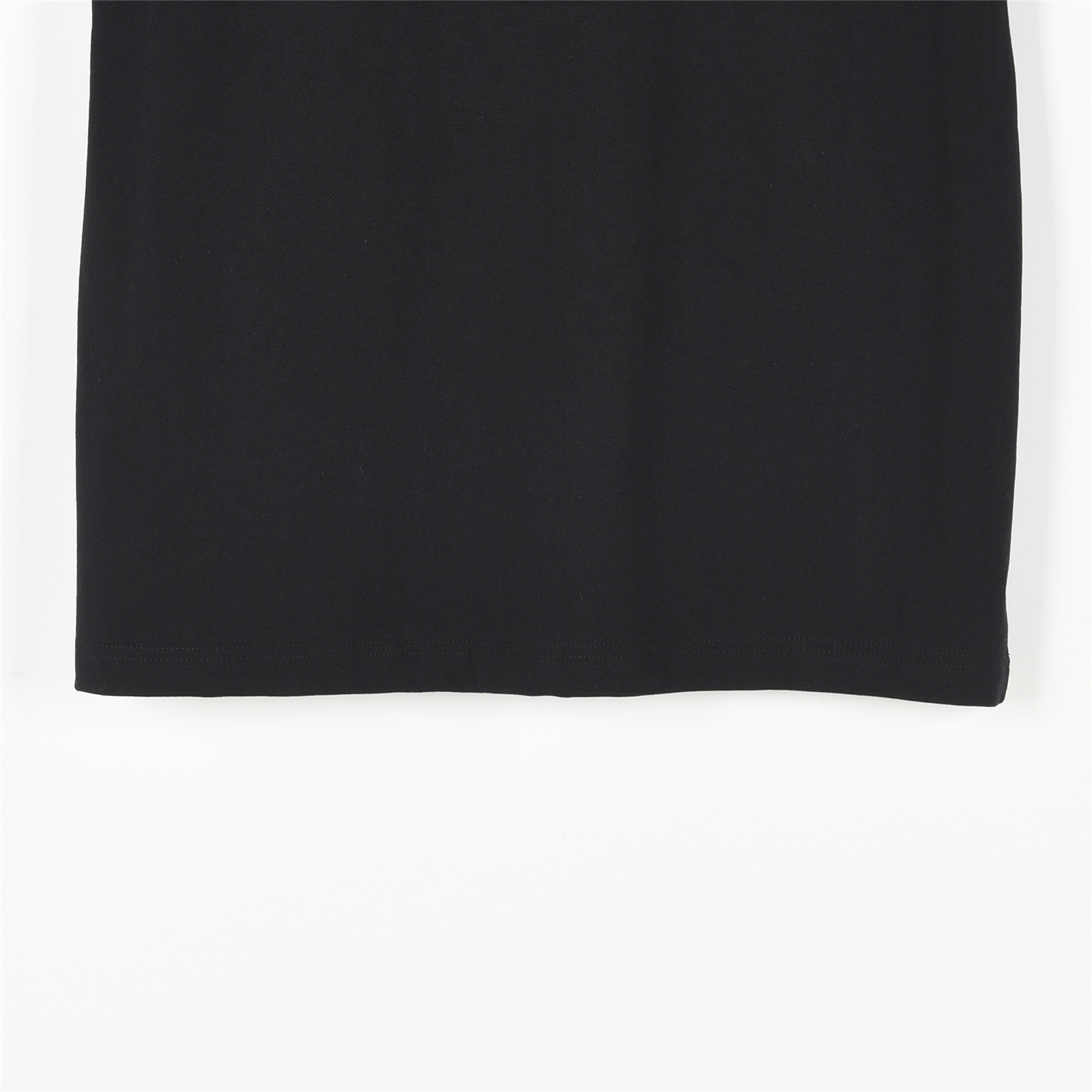 Loewe/罗意威 25ss 胸口凹凸logo压胶短袖T恤