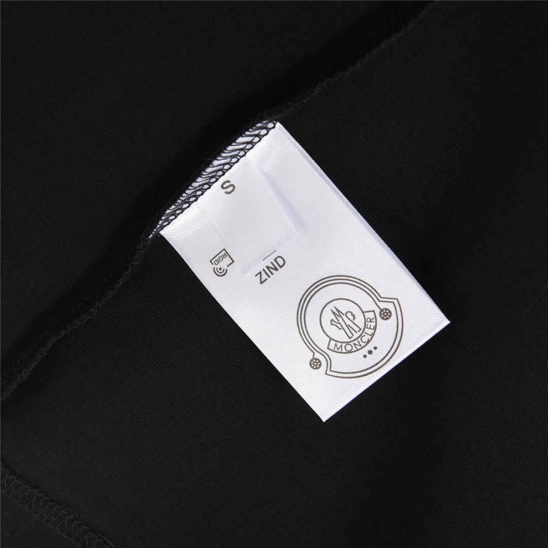 Moncler/蒙口 25ss 小标刺绣及后背立体logo压胶短袖T恤