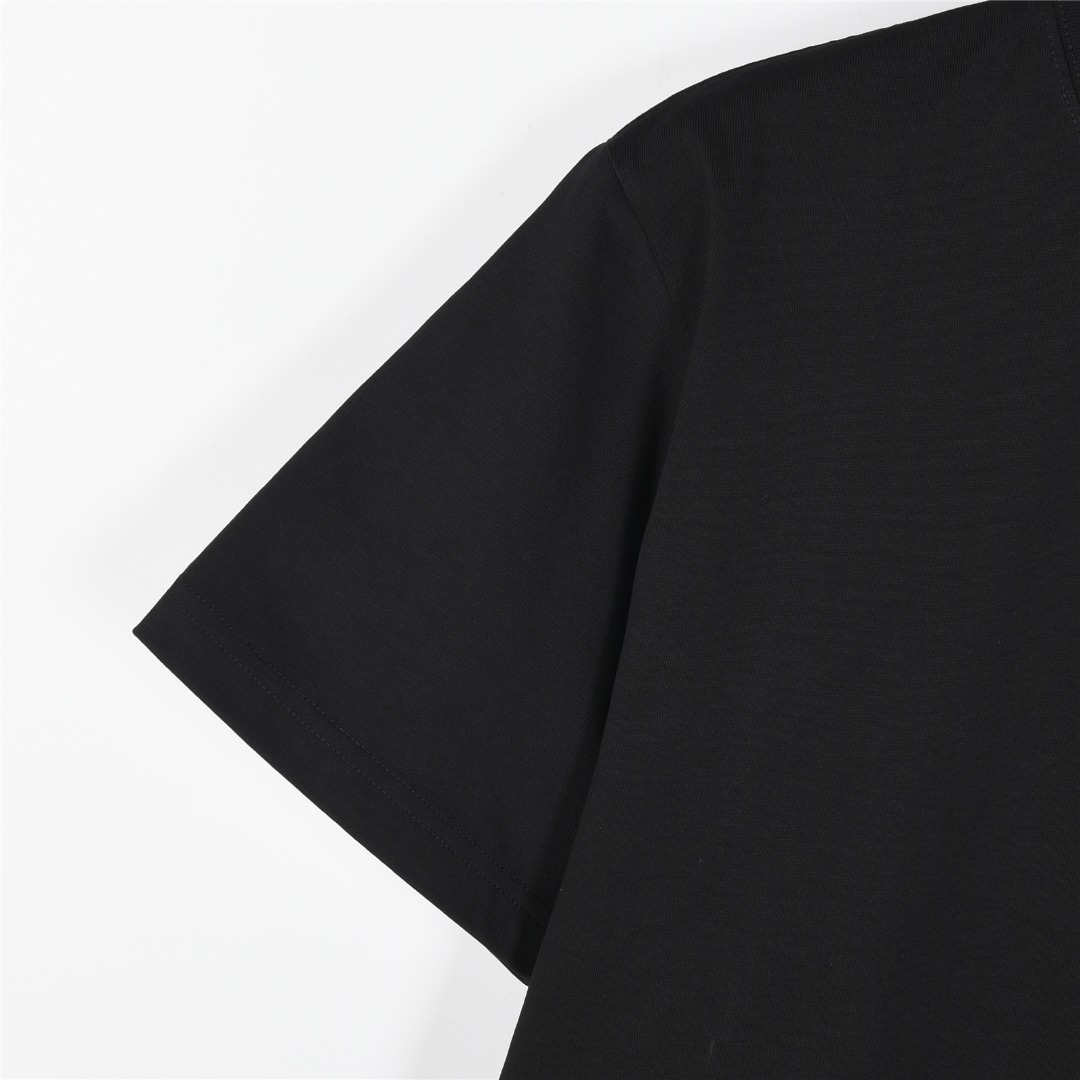 GIVENCHY/纪梵希 25ss 宫格及后背logo立体刺绣短袖T恤