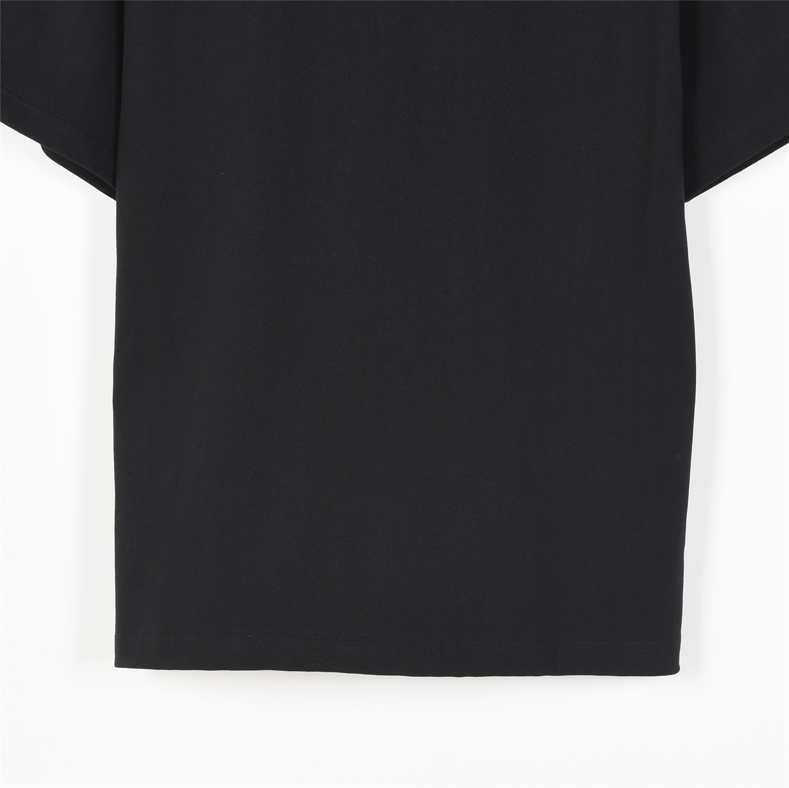 Louis Vuitton/路易威登 25ss 简约logo刺绣短袖T恤 黑色 白色