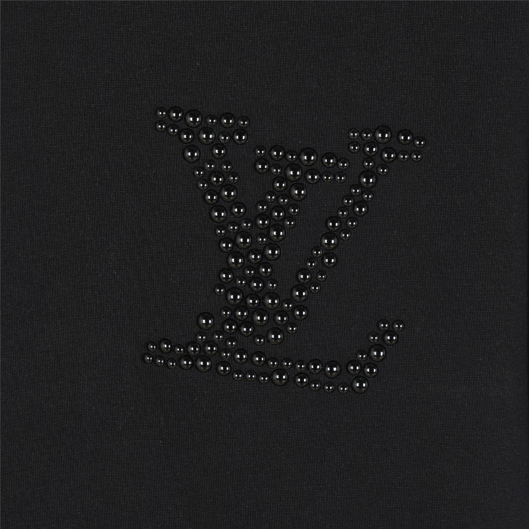 LouisVuitton/路易威登 25ss 珍珠logo字母烫钻短袖T恤