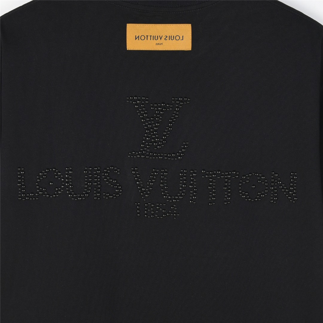 LouisVuitton/路易威登 25ss 珍珠logo字母烫钻短袖T恤