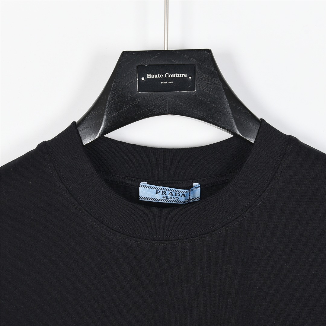 Prada/普拉达 25ss 红色logo饰条刺绣短袖T恤