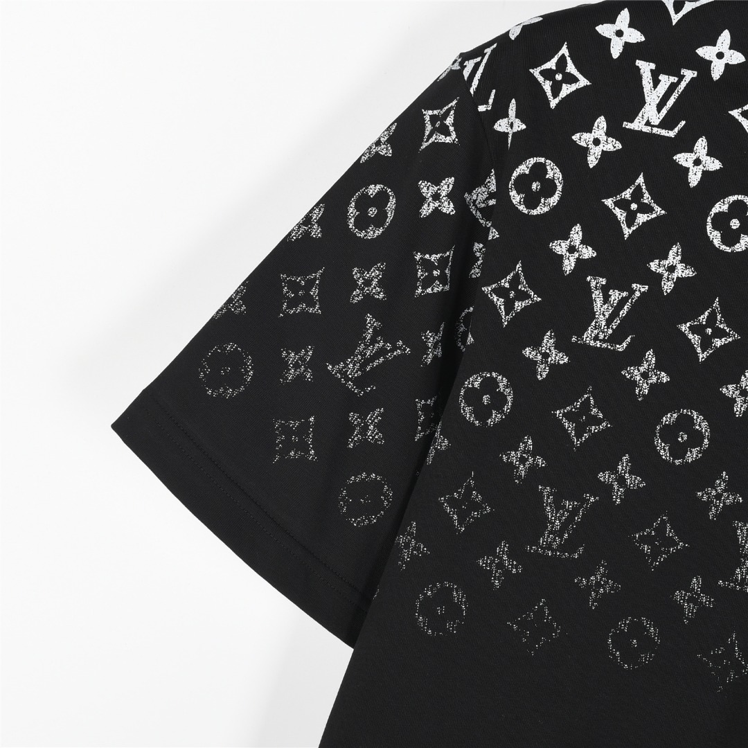Louis Vuitton/路易威登 满印上幅渐变字母印花短袖T恤