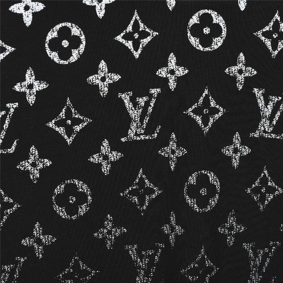 Louis Vuitton/路易威登 满印上幅渐变字母印花短袖T恤