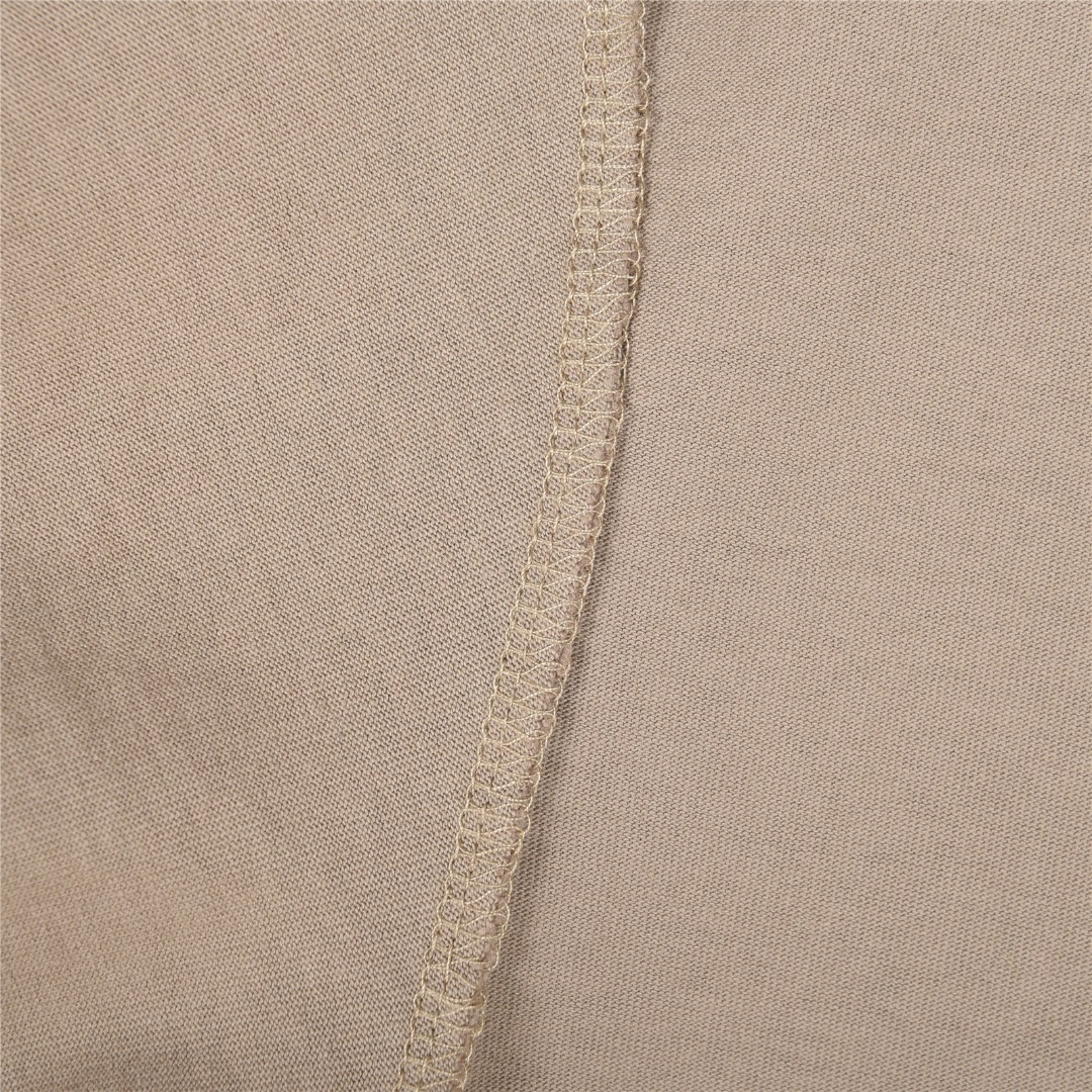 Balenciaga/巴黎世家 25ss 锁扣字母刺绣及喷墨破洞短袖T恤