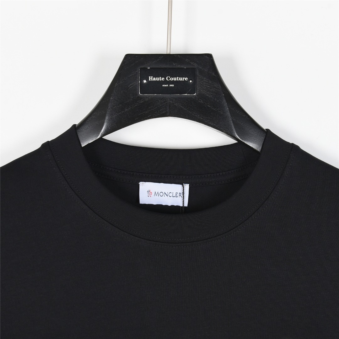 Moncler/蒙口 25ss 字母logo徽标刺绣短袖T恤