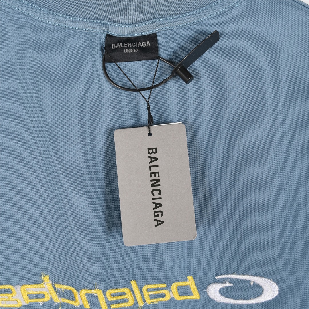 Balenciga/巴黎世家 25ss TRACKSUIT LOGO廓形刺绣短袖T恤 天蓝色 黑色 Balenciga/巴黎世家 25ss TRACKSUIT LOGO廓形刺绣短袖T恤 天蓝色 黑色