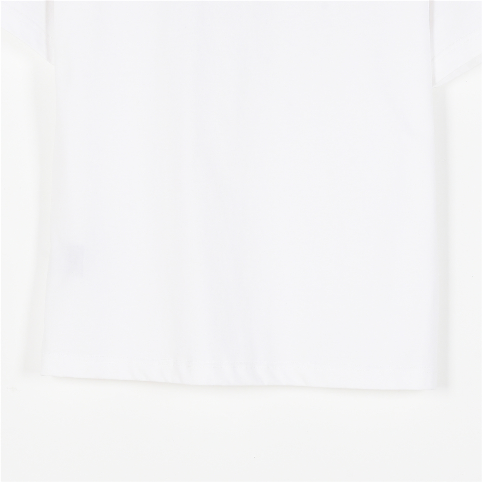 Balenciaga /巴黎世家 25ss 前后立体刺绣logo短袖T恤黑色 白色