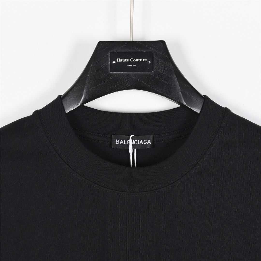 Balenciaga /巴黎世家 25ss 前后立体刺绣logo短袖T恤