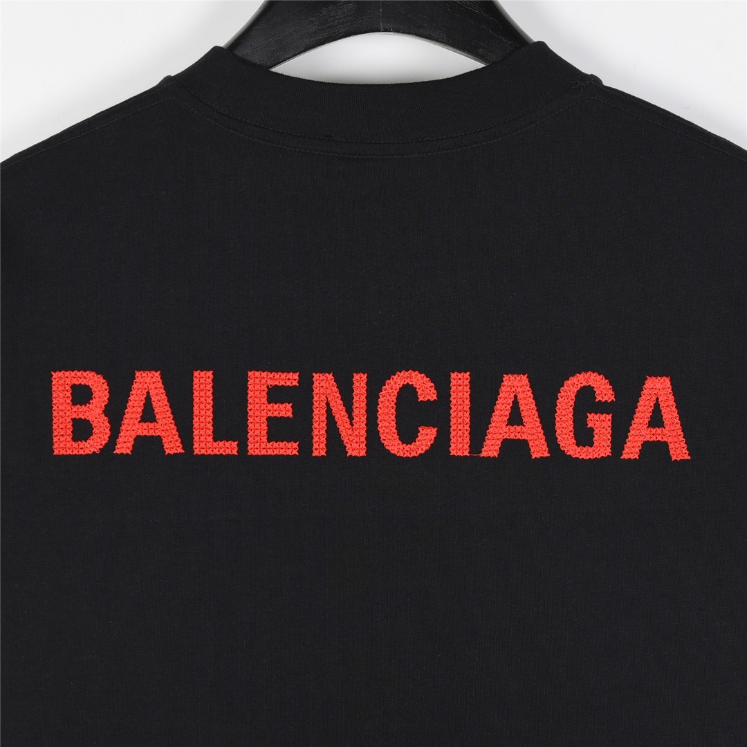 Balenciaga /巴黎世家 25ss 前后立体刺绣logo短袖T恤