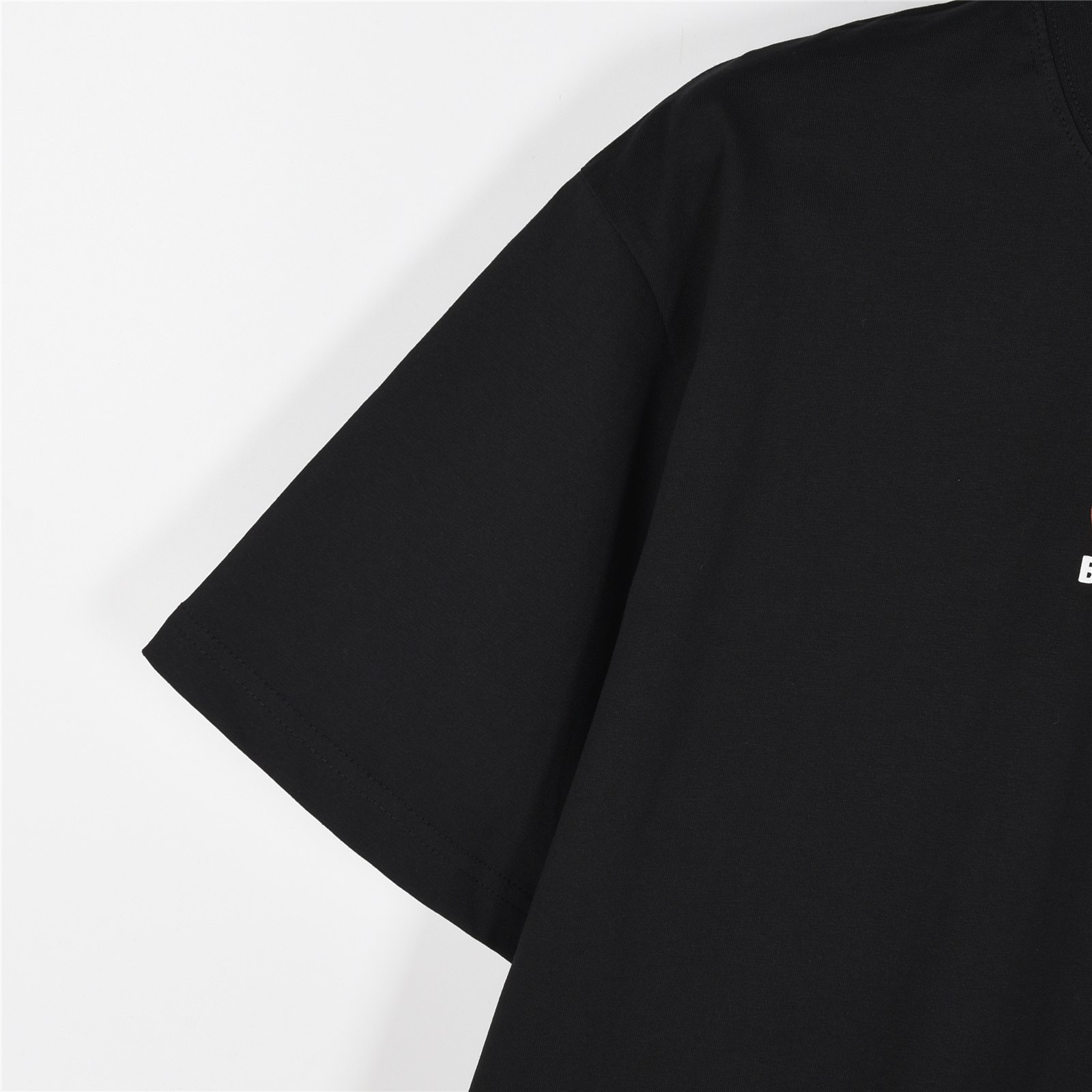 Balenciga/巴黎世家 胶带掩盖字母凹凸短袖T恤