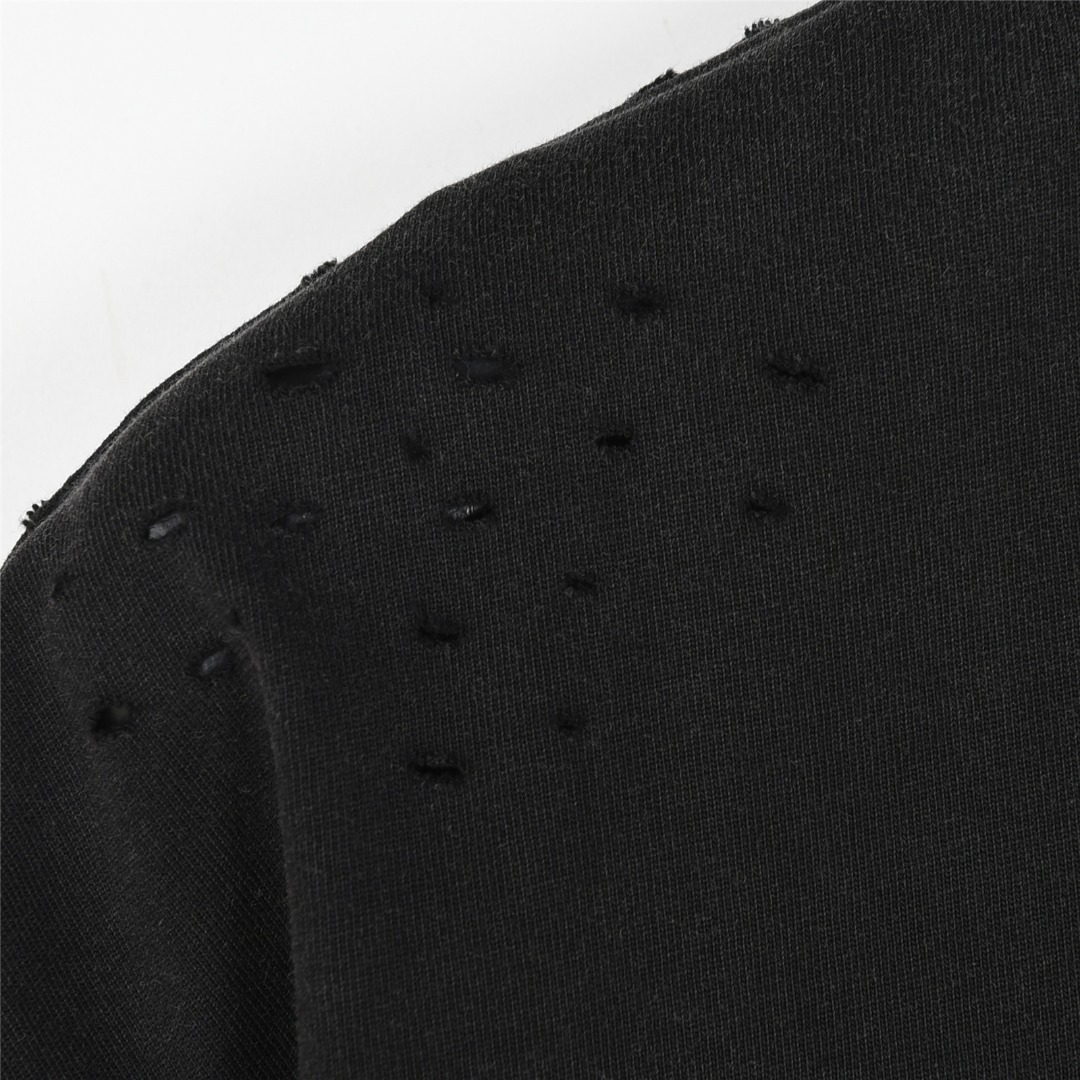 Balenciga/巴黎世家 后背梵文字母龟裂印花做旧磨破短袖T恤