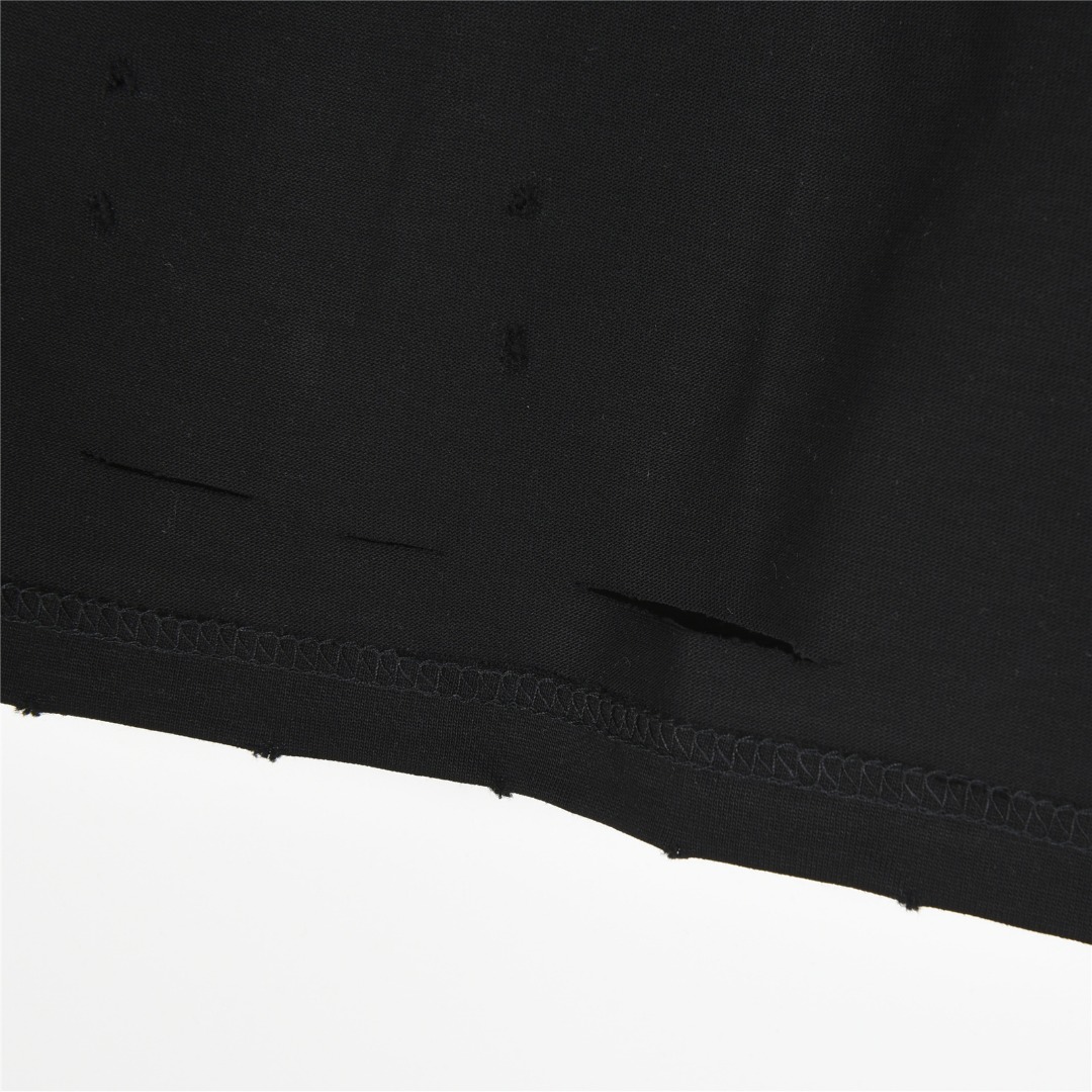 Balenciga/巴黎世家 反面穿城堡印花破洞短袖T恤