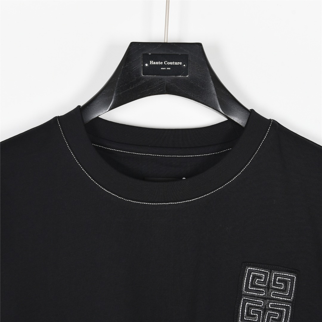 GIVENCHY/纪梵希 25ss 胸口宫格贴布明线刺绣短袖T恤