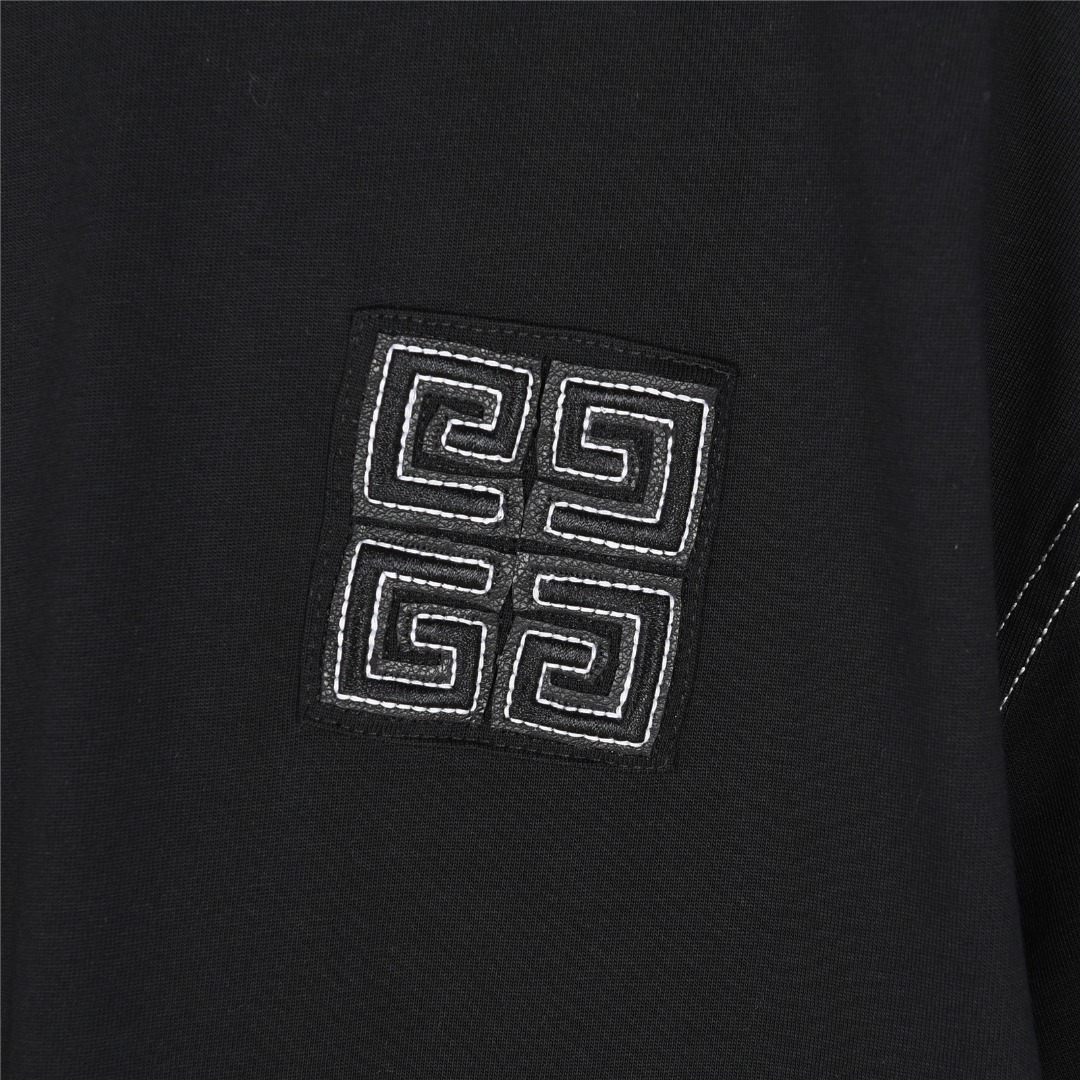 GIVENCHY/纪梵希 25ss 胸口宫格贴布明线刺绣短袖T恤