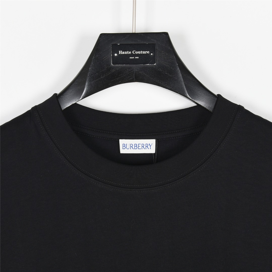 Burberry/巴宝莉 25ss 草写字母植绒Logo短袖T恤 黑色 白色