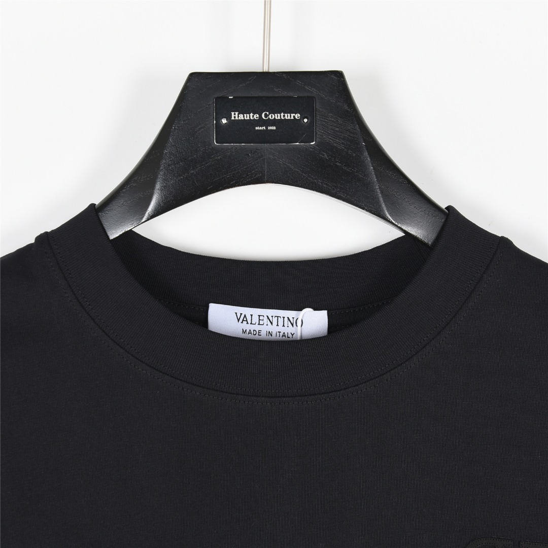 Valentino/华伦天奴 25ss 胸口logo压胶短袖T恤