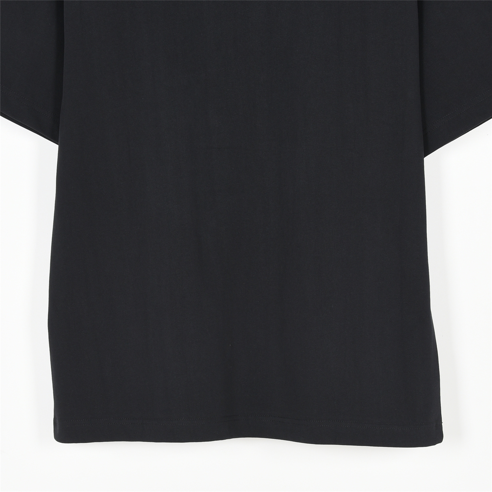 Valentino/华伦天奴 25ss 胸口logo压胶短袖T恤