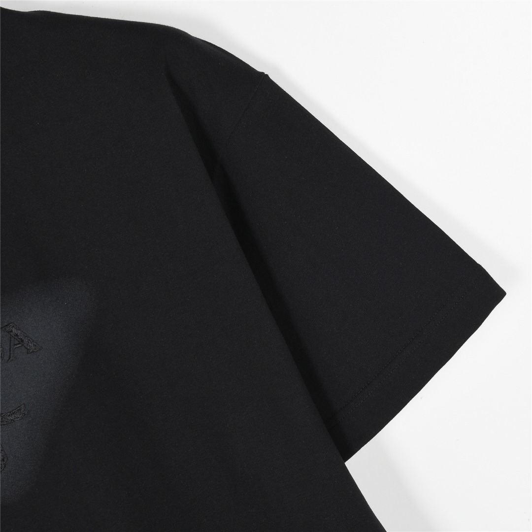 PRADA/普拉达 25ss 三角标刺绣及喷墨短袖T恤 黑色 白色