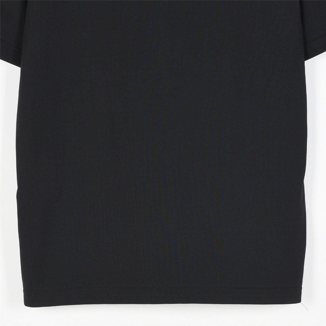 GIVENCHY/纪梵希 25ss 4G宫格口袋刺绣短袖T恤 黑色 白色