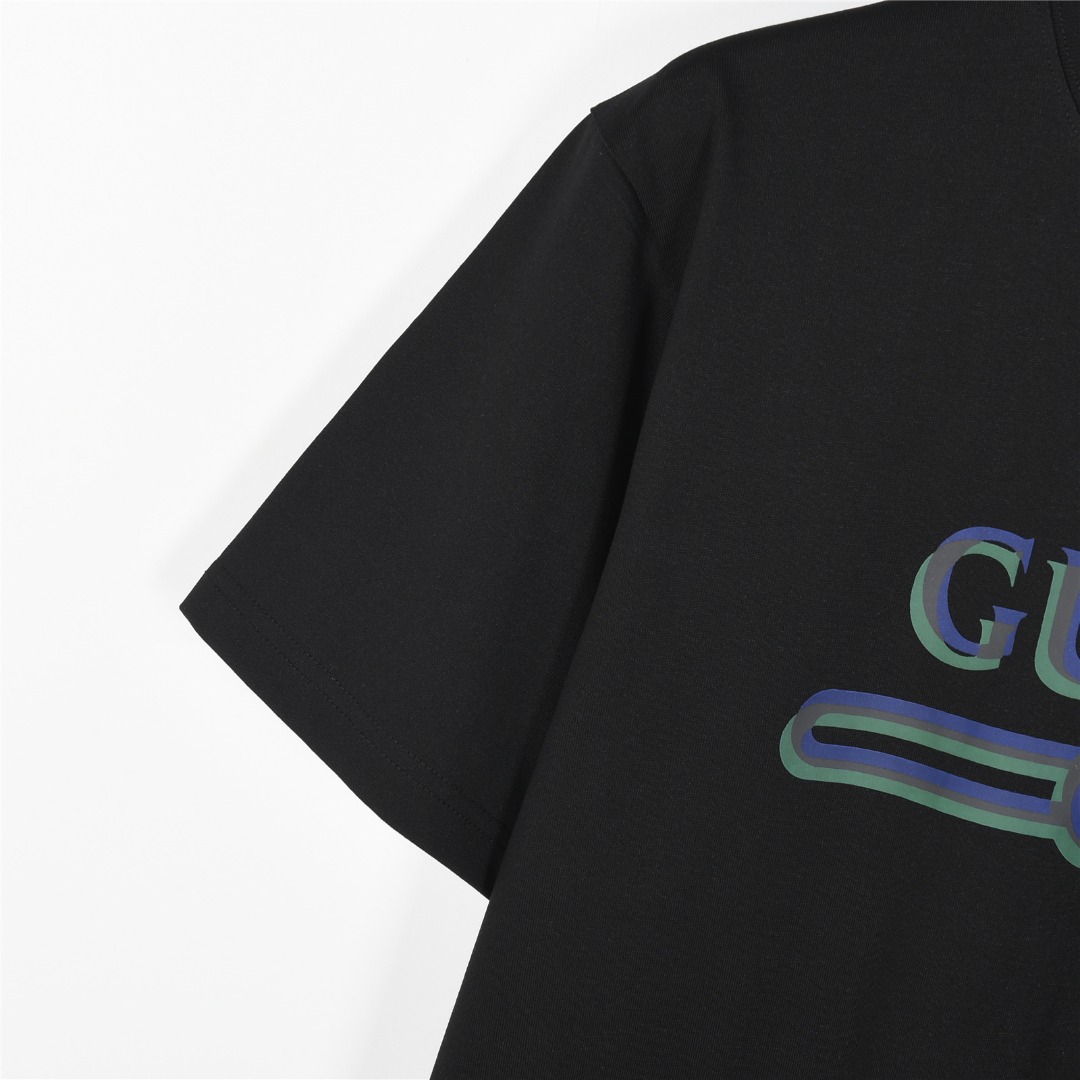 Gucci/古驰 幻彩重影logo印花短袖T恤黑色 白色