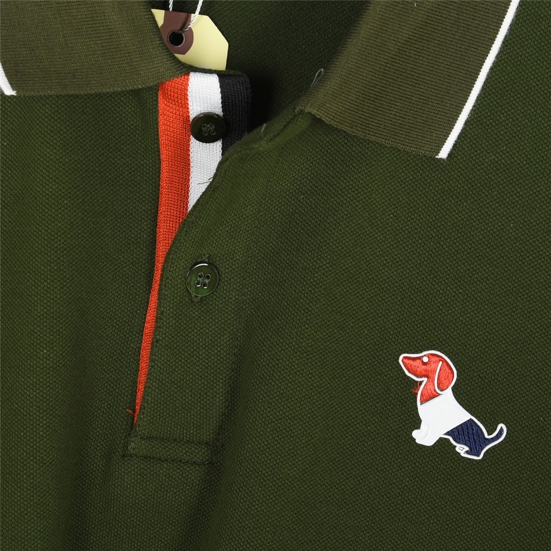 Thom Browne/汤姆布朗 25ss 小狗章仔贴饰刺绣短袖Polo衫