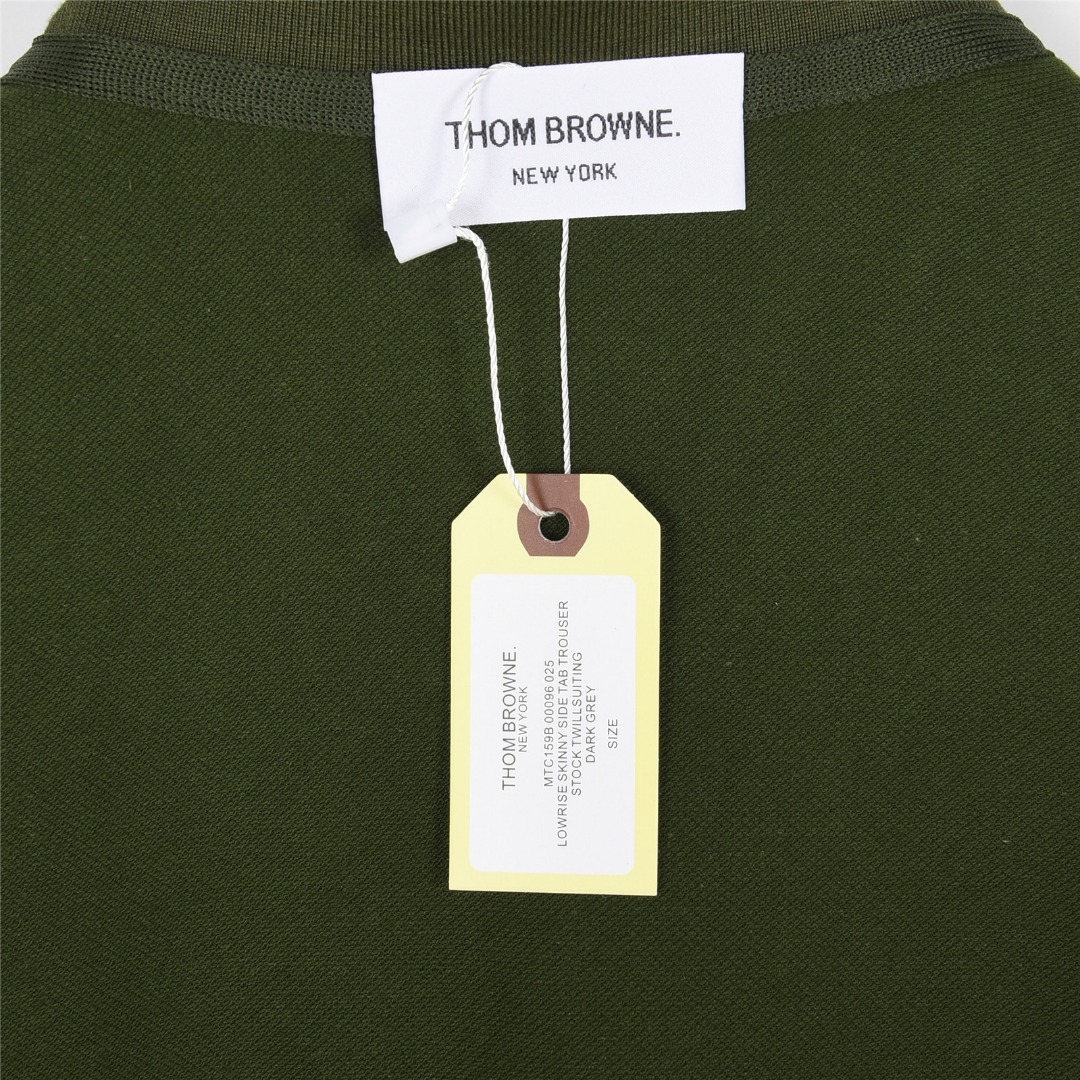 Thom Browne/汤姆布朗 25ss 小狗章仔贴饰刺绣短袖Polo衫