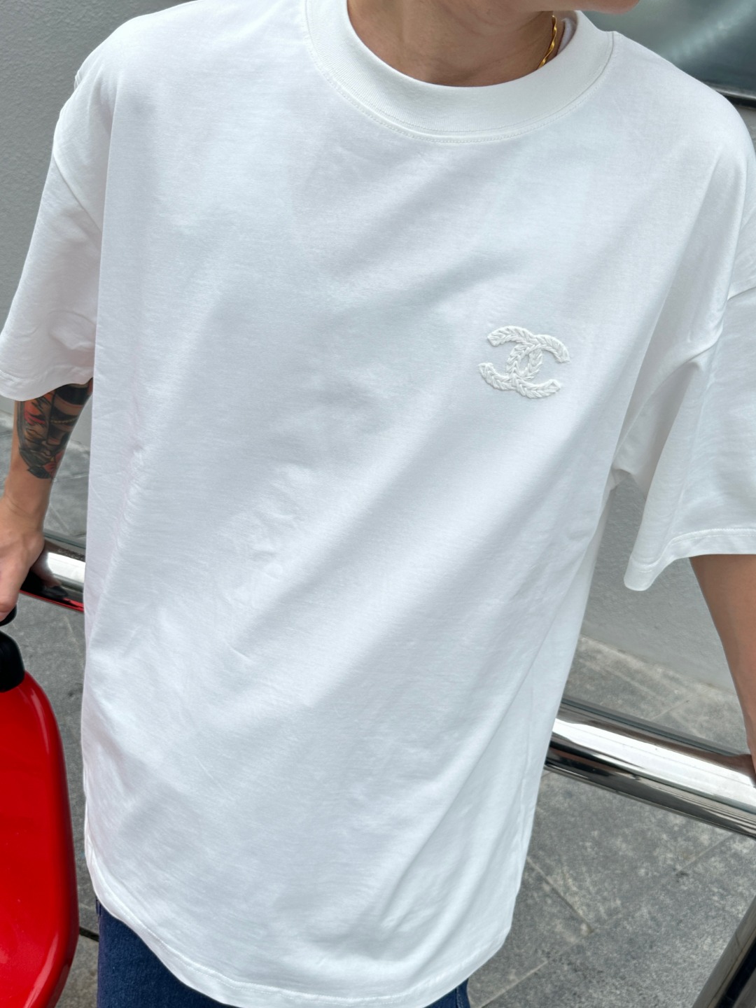 CHANEL/香奈儿 25ss 暗纹编织logo双C立体刺绣短袖T恤 上身效果#