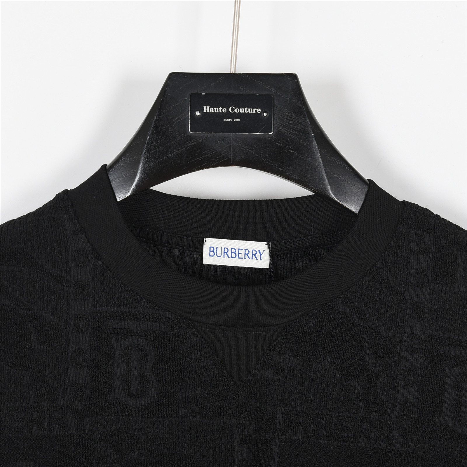 Burberry/巴宝莉 25ss 暗纹TB战马毛巾提花短袖T恤