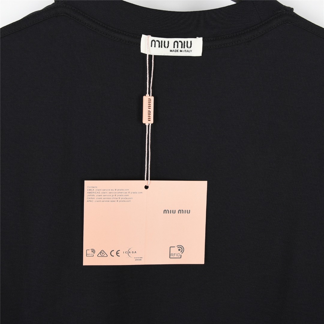 MiuMiu/缪缪 25ss 字母Logo发泡印花短袖T恤