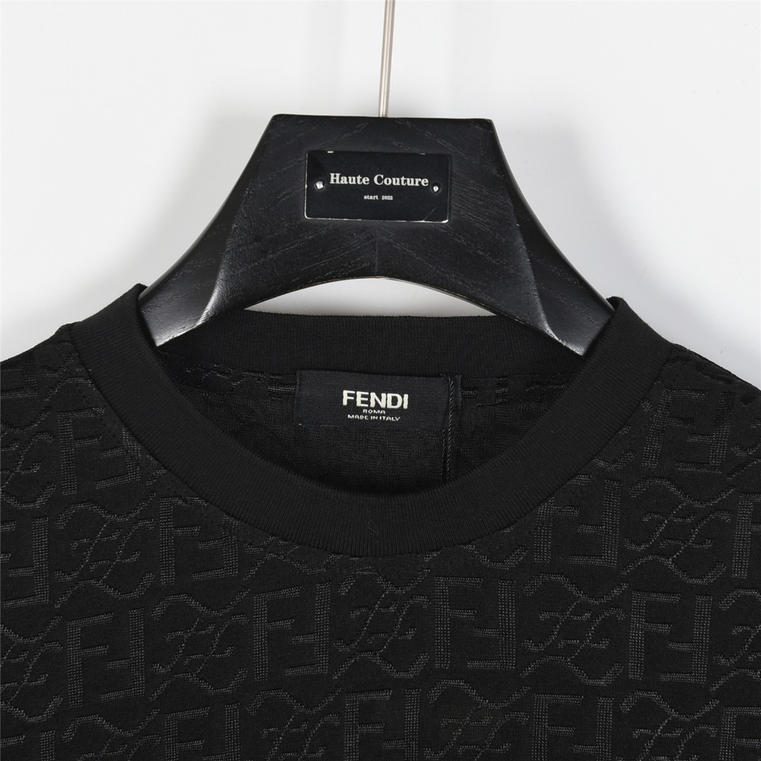 Fendi/芬迪 25ss 冰丝暗纹全幅双F提花短袖T恤