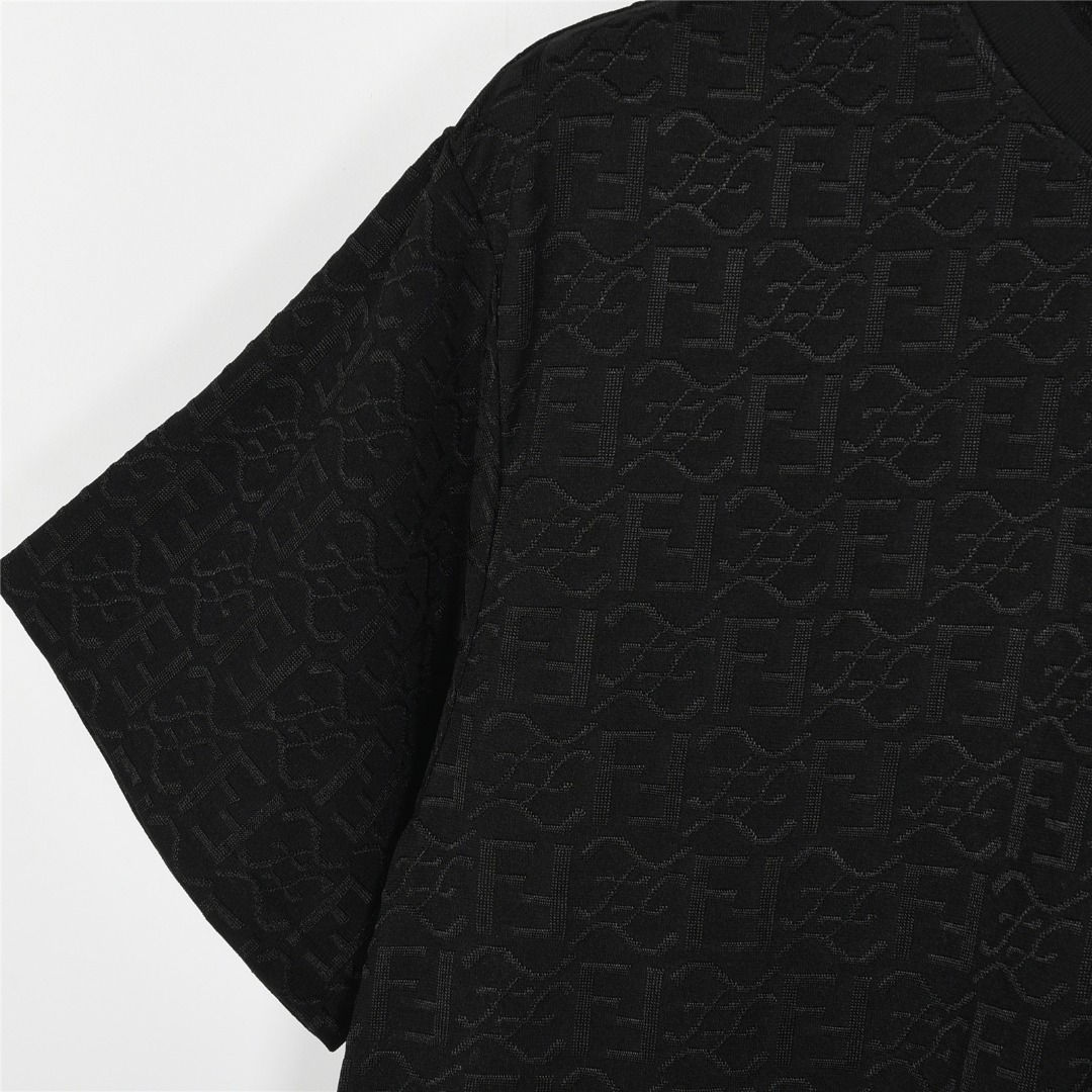 Fendi/芬迪 25ss 冰丝暗纹全幅双F提花短袖T恤