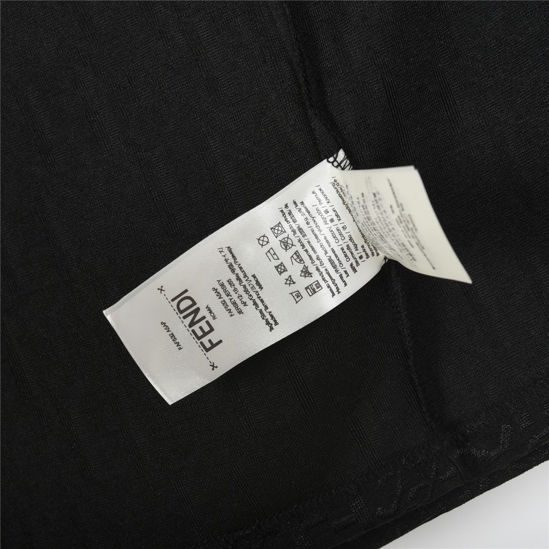 Fendi/芬迪 25ss 冰丝暗纹全幅双F提花短袖T恤