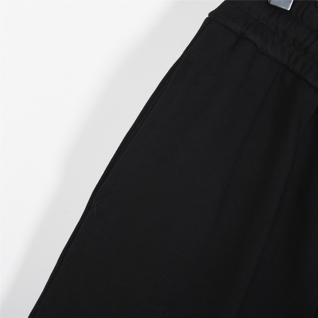 Louis Vuitton/路易威登 25ss 梦想家涂鸦标语印花短裤 白色黑色