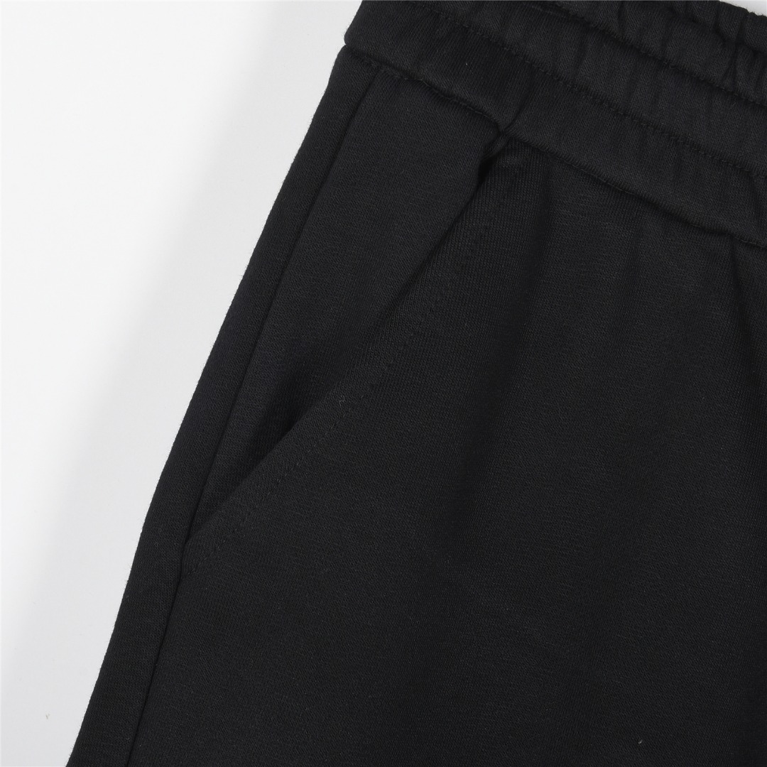 Givenchy/纪梵希 25ss 喷墨渐变做旧胶熔宫格字母logo短裤