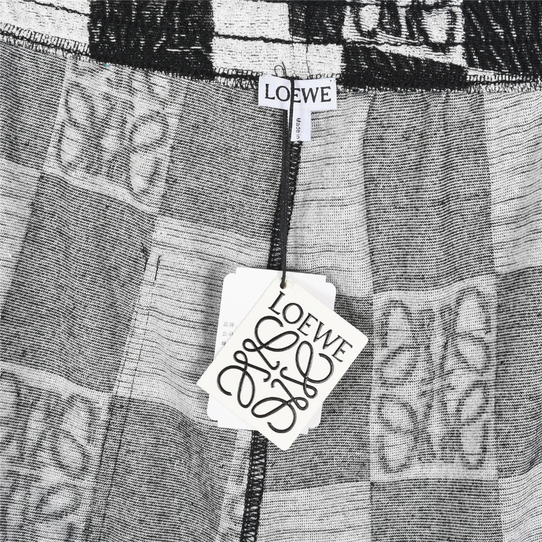 Loewe/罗意威 25ss 毛巾棋盘格撞色图腾套装短裤 蓝色 黑色-Chinese UA Cheap High Quatity Brand Clothes Bags handbags Sneakers wholesale wholesaler seller from China Factory suppliers Fashion Clothing Shoes best Quality Beautiful Price Loewe/罗意威 25ss 毛巾棋盘格撞色图腾套装短裤 蓝色 黑色