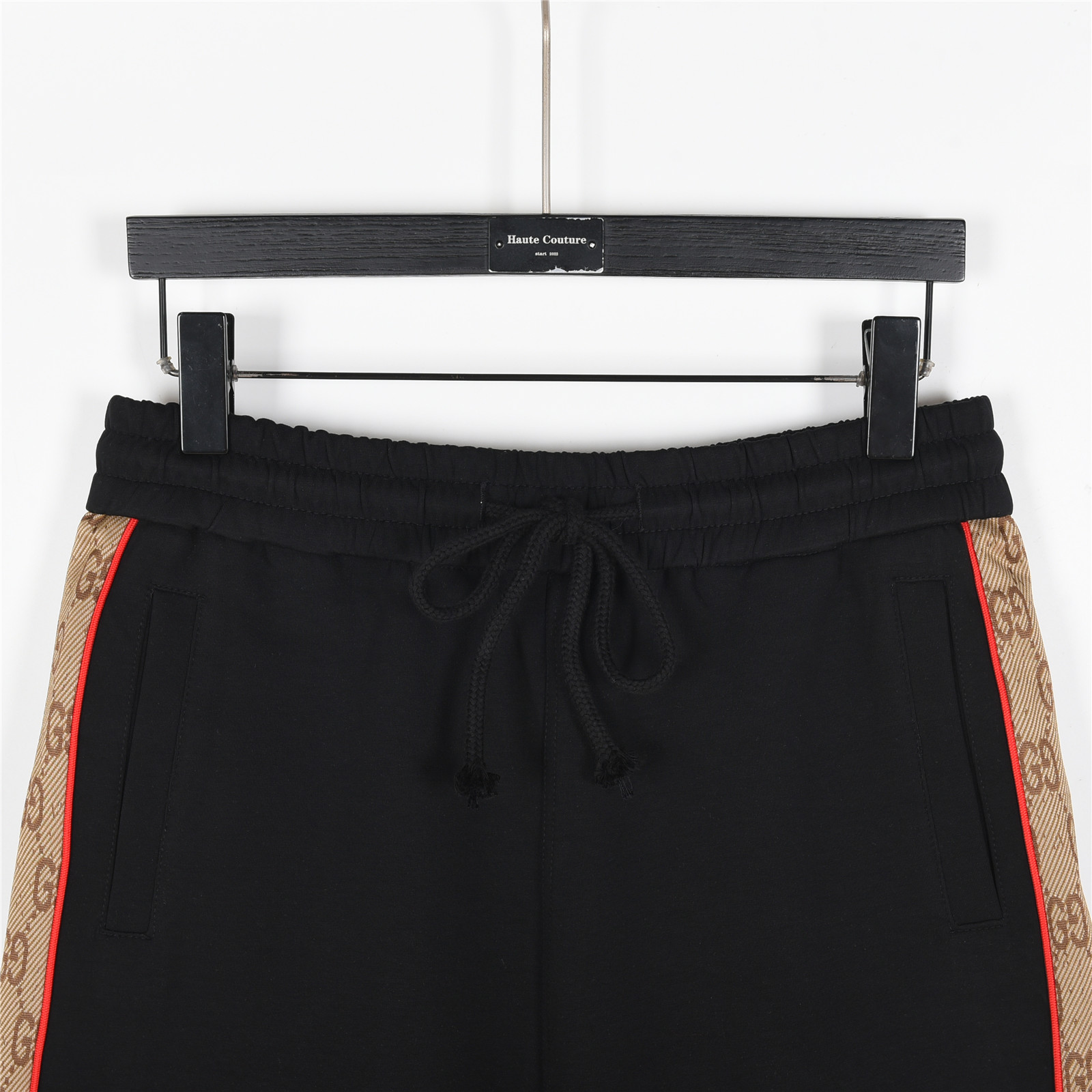 Gucci/古驰 25ss 侧边双G织带拼接短裤 杏色 黑色