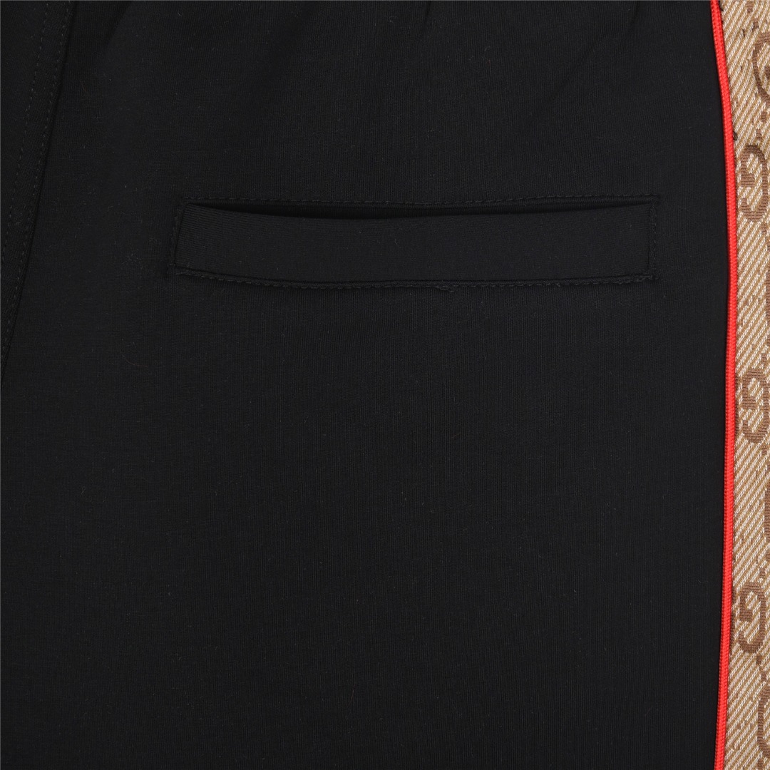 Gucci/古驰 25ss 侧边双G织带拼接短裤 杏色 黑色