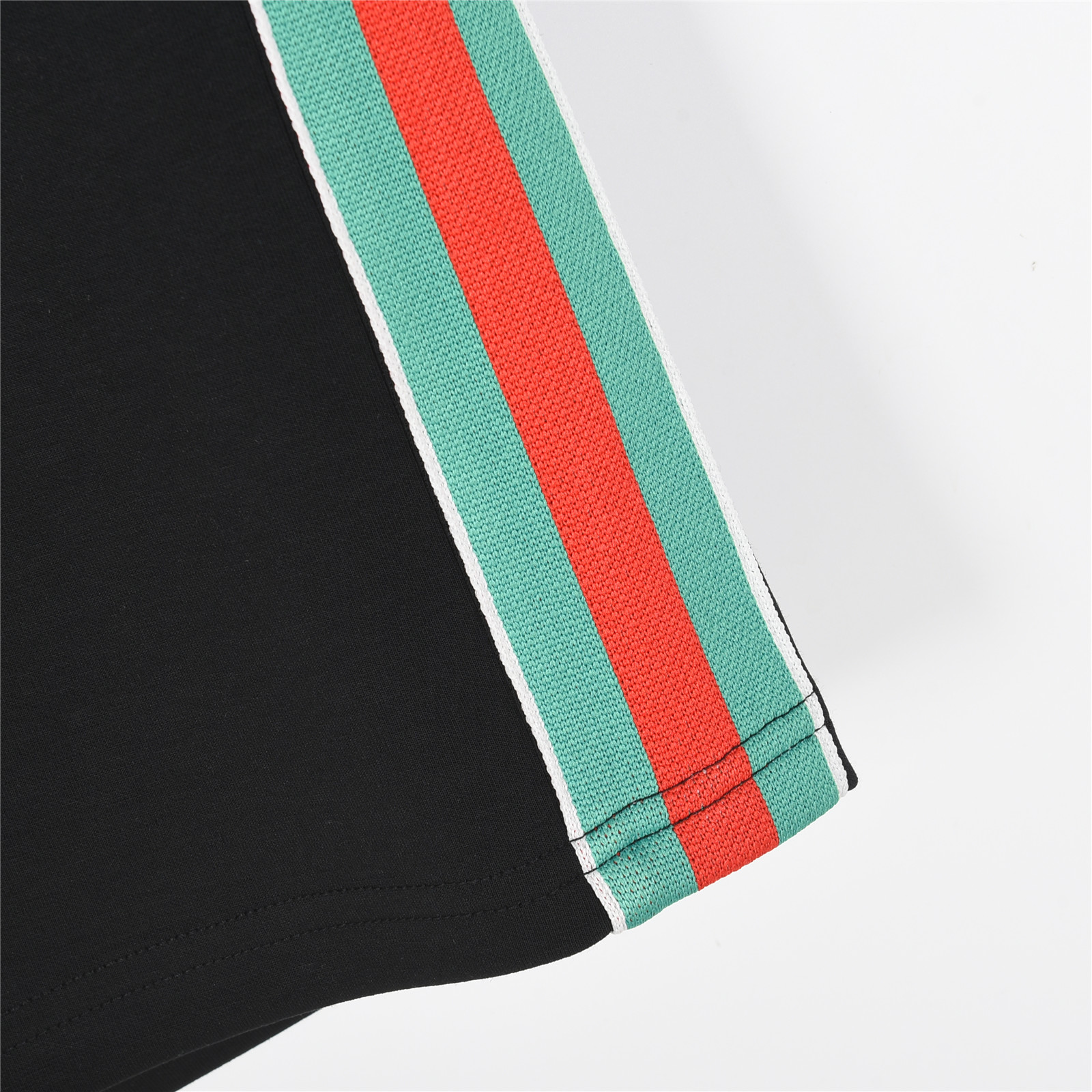 Gucci/古驰 红绿织带拼接双G刺绣运动短裤 黑色