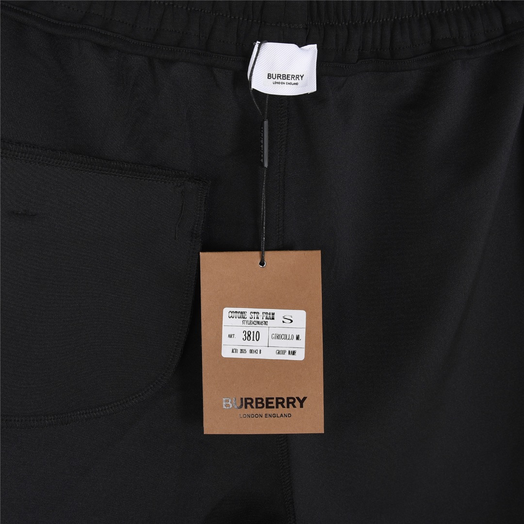 Burberry/巴宝莉 经典格纹贴布拼接logo口袋短裤 黑色