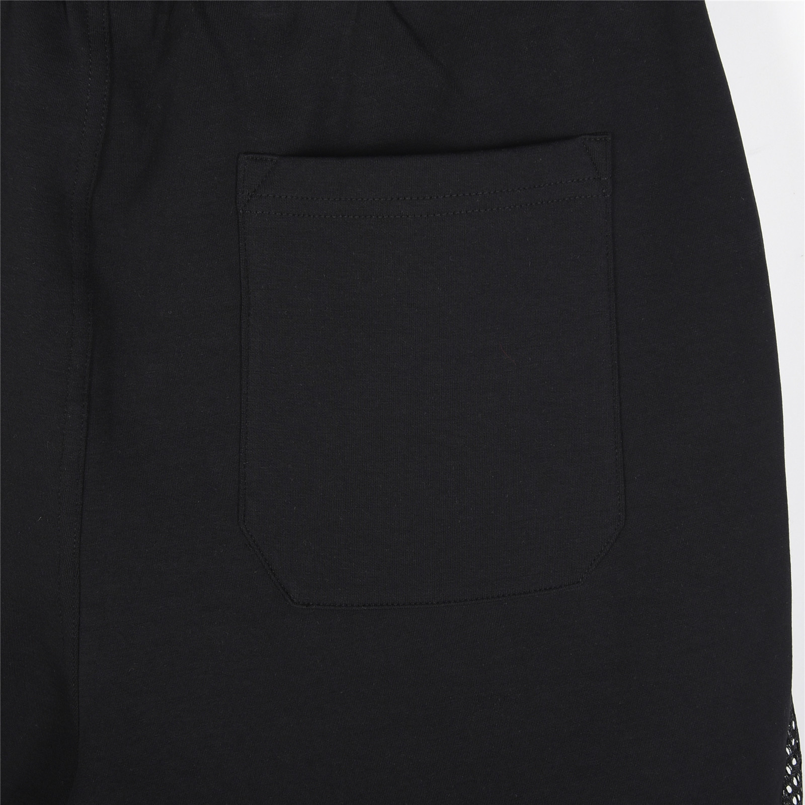 Fendi/芬迪 25ss 金标双Flogo刺绣侧开网眼短裤 杏色 黑色-莆田鞋,莆田鞋货源,高仿鞋,高仿鞋货源,安福档口,莆田高仿鞋,莆田鞋批发,高仿鞋批发,莆田高仿运动鞋,高仿运动鞋,莆田运动鞋 Fendi/芬迪 25ss 金标双Flogo刺绣侧开网眼短裤 杏色 黑色