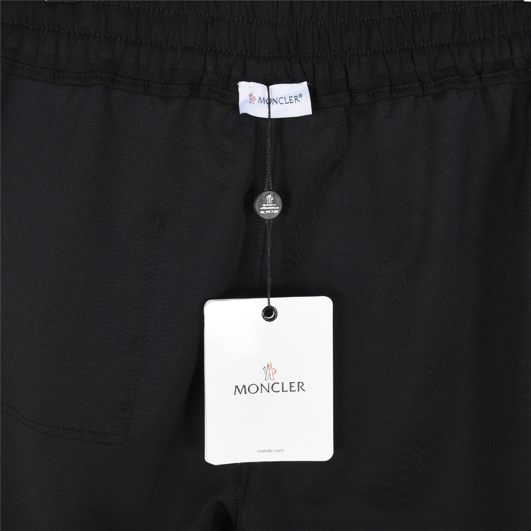 MONCLER/蒙口 25ss 侧边织带红蓝白字母刺绣短裤 黑色 杏色