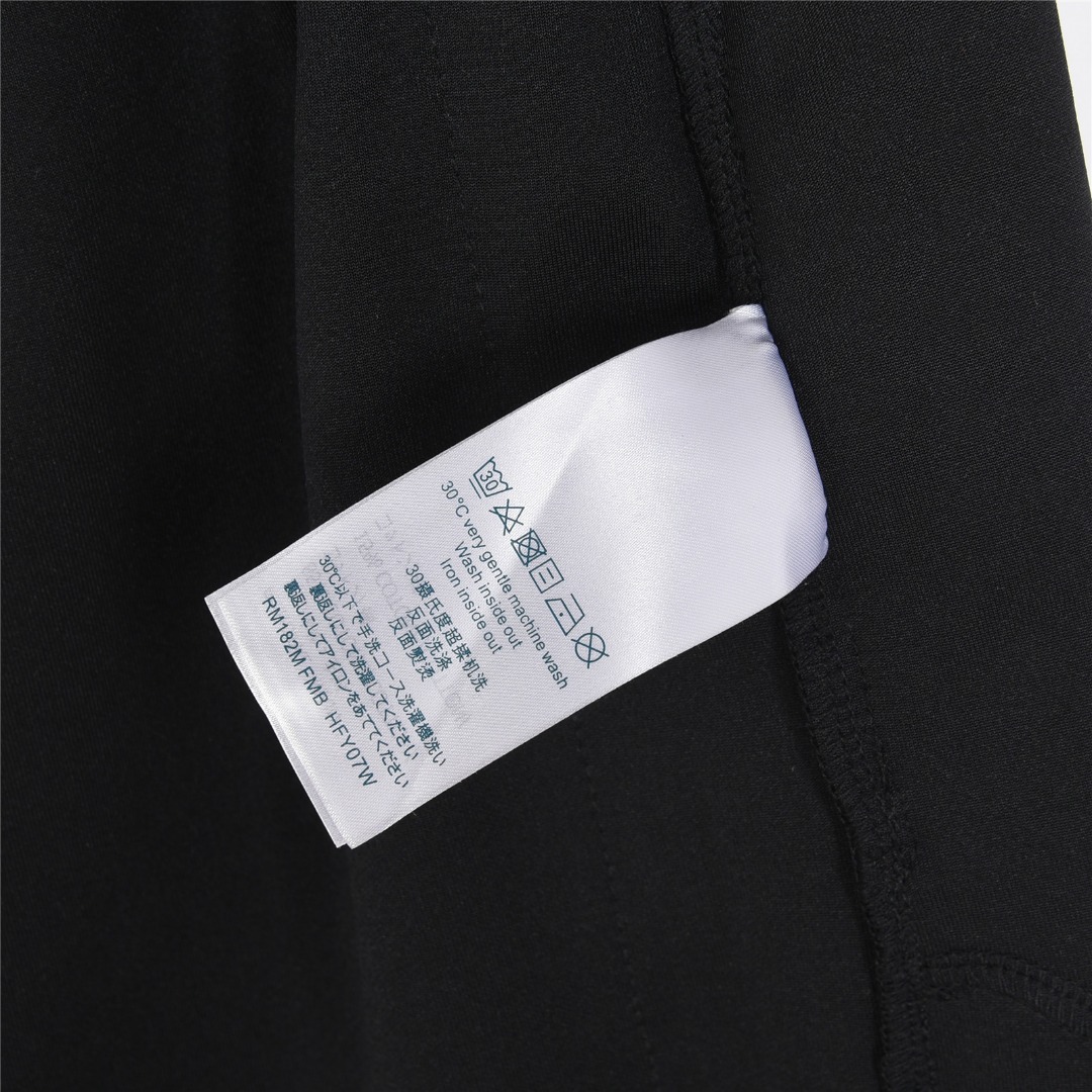 MONCLER/蒙口 25ss 侧边织带红蓝白字母刺绣短裤 黑色 杏色