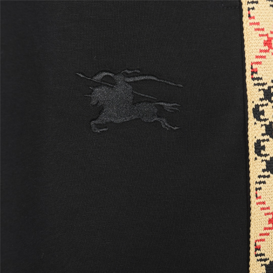 Burberry/巴宝莉 25ss 格纹织带战马刺绣短裤 杏色 黑色