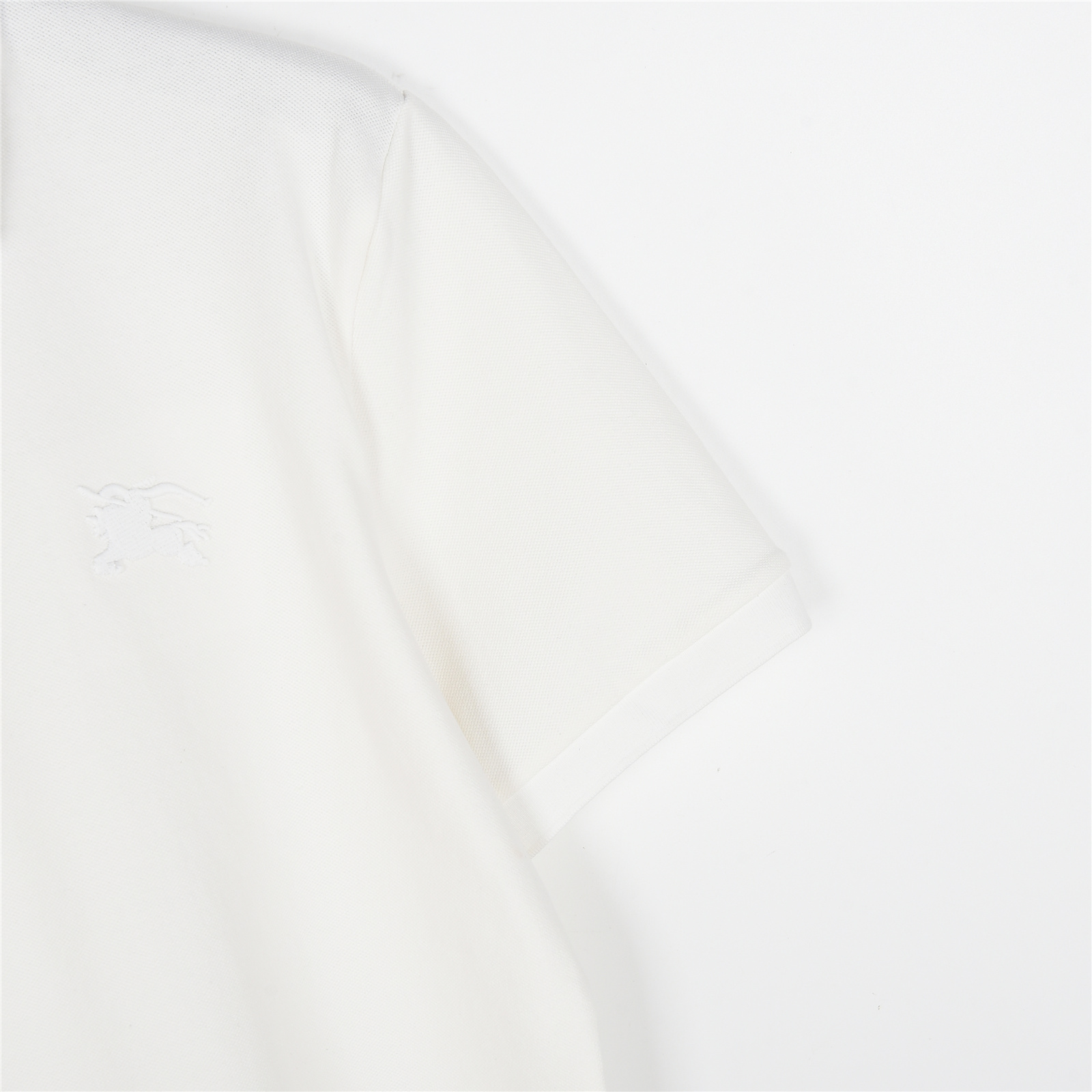 Burberry/巴宝莉 25ss 格纹翻领战马刺绣短袖polo衫黑色白色-Chinese UA Cheap High Quatity Brand Clothes Bags handbags Sneakers wholesale wholesaler seller from China Factory suppliers Fashion Clothing Shoes best Quality Beautiful Price Burberry/巴宝莉 25ss 格纹翻领战马刺绣短袖polo衫黑色白色