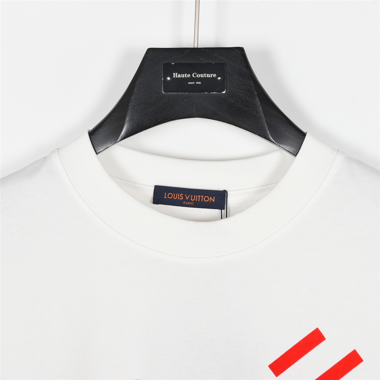 Louis Vuitton/路易威登 25ss 爱心植绒字母及头像印花短袖T恤-Chinese UA Cheap High Quatity Brand Clothes Bags handbags Sneakers wholesale wholesaler seller from China Factory suppliers Fashion Clothing Shoes best Quality Beautiful Price Louis Vuitton/路易威登 25ss 爱心植绒字母及头像印花短袖T恤