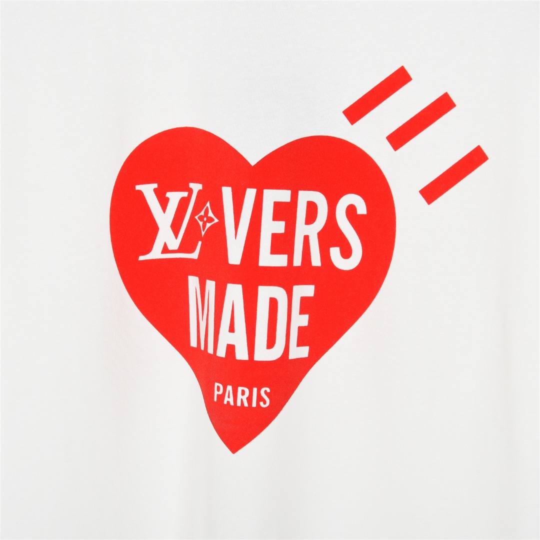 Louis Vuitton/路易威登 25ss 爱心植绒字母及头像印花短袖T恤-Chinese UA Cheap High Quatity Brand Clothes Bags handbags Sneakers wholesale wholesaler seller from China Factory suppliers Fashion Clothing Shoes best Quality Beautiful Price Louis Vuitton/路易威登 25ss 爱心植绒字母及头像印花短袖T恤