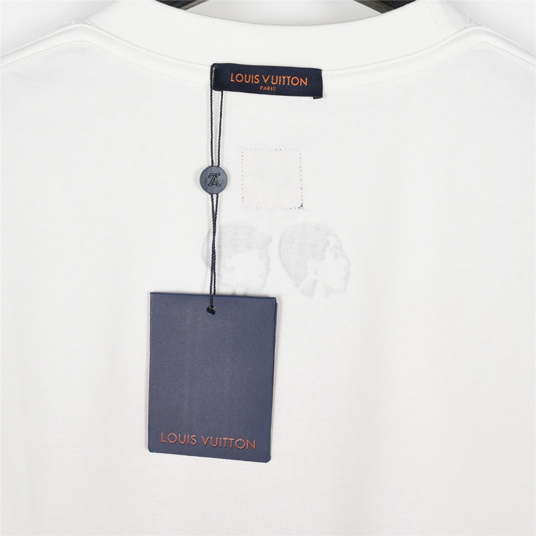 Louis Vuitton/路易威登 25ss 爱心植绒字母及头像印花短袖T恤-Chinese UA Cheap High Quatity Brand Clothes Bags handbags Sneakers wholesale wholesaler seller from China Factory suppliers Fashion Clothing Shoes best Quality Beautiful Price Louis Vuitton/路易威登 25ss 爱心植绒字母及头像印花短袖T恤