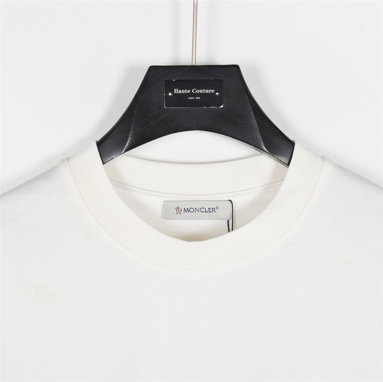 Moncler/蒙口 25ss 徽标小标贴布刺绣短袖T恤